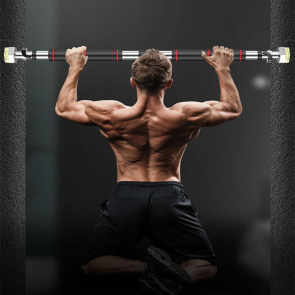 A man exercising with Pull Up Bar 600x610 resolution