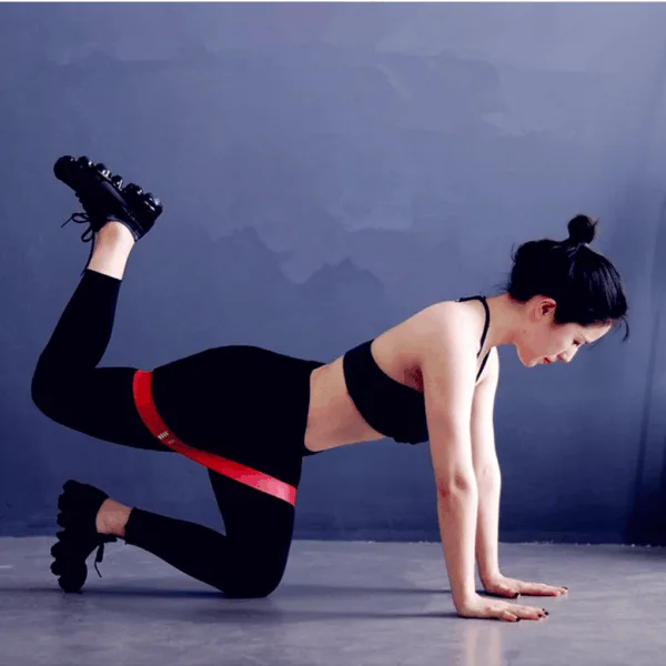 Display of a set of 5 colorful resistance bands.